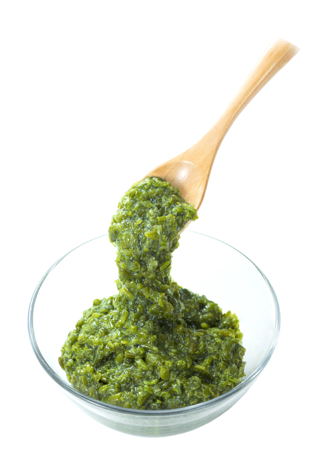 三陸産めかぶ(きざみ)持ち上げ画像