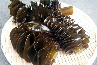 生めかぶカット