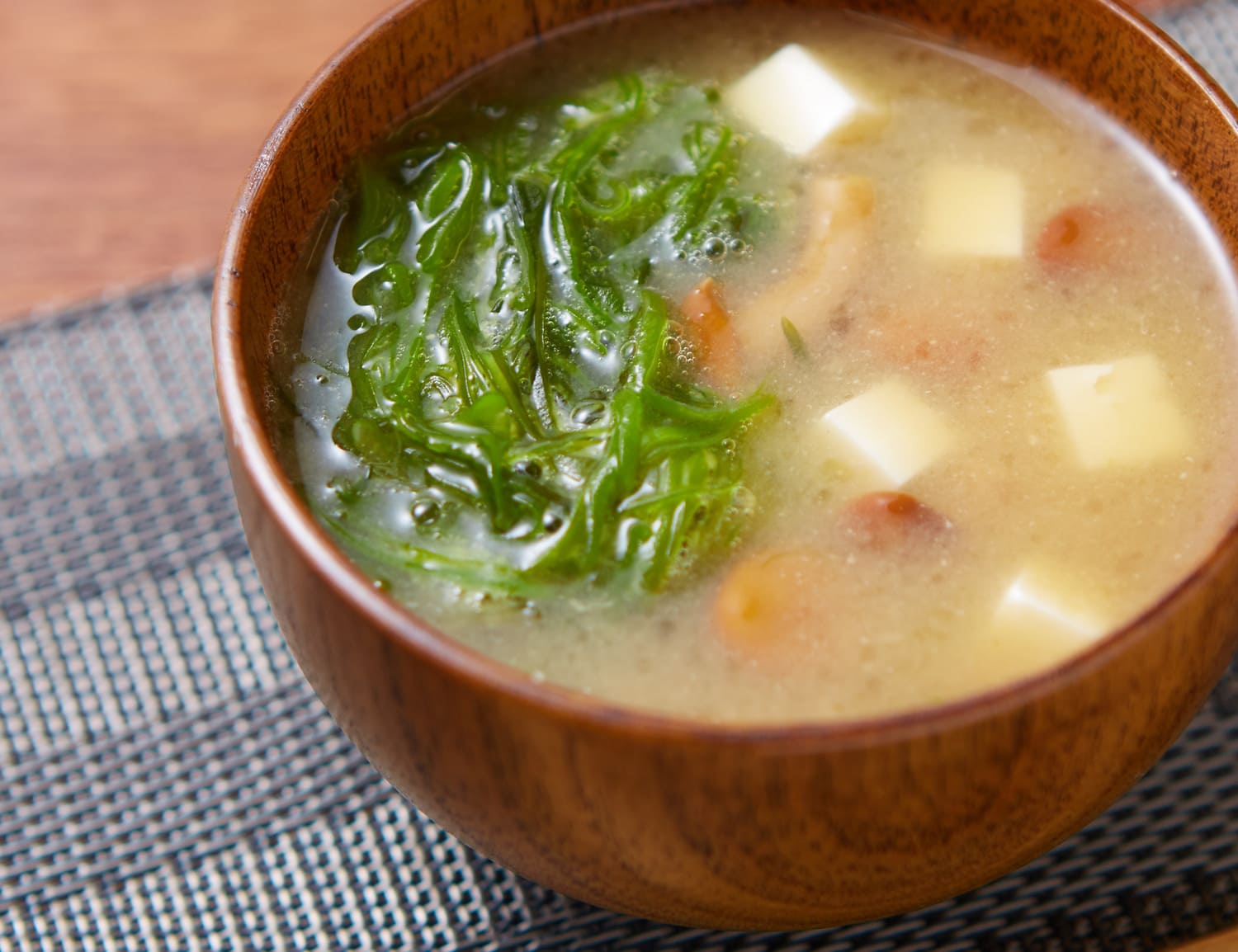 お味噌汁や麺類にトッピング